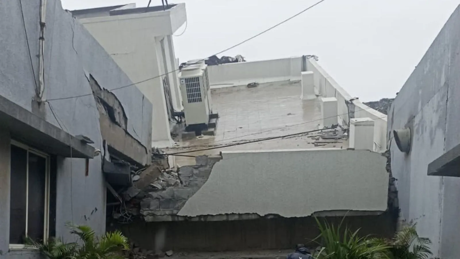 Building falls in Pune's Pimpri-Chinchwad, with approximately 15 people presumed trapped under debris.